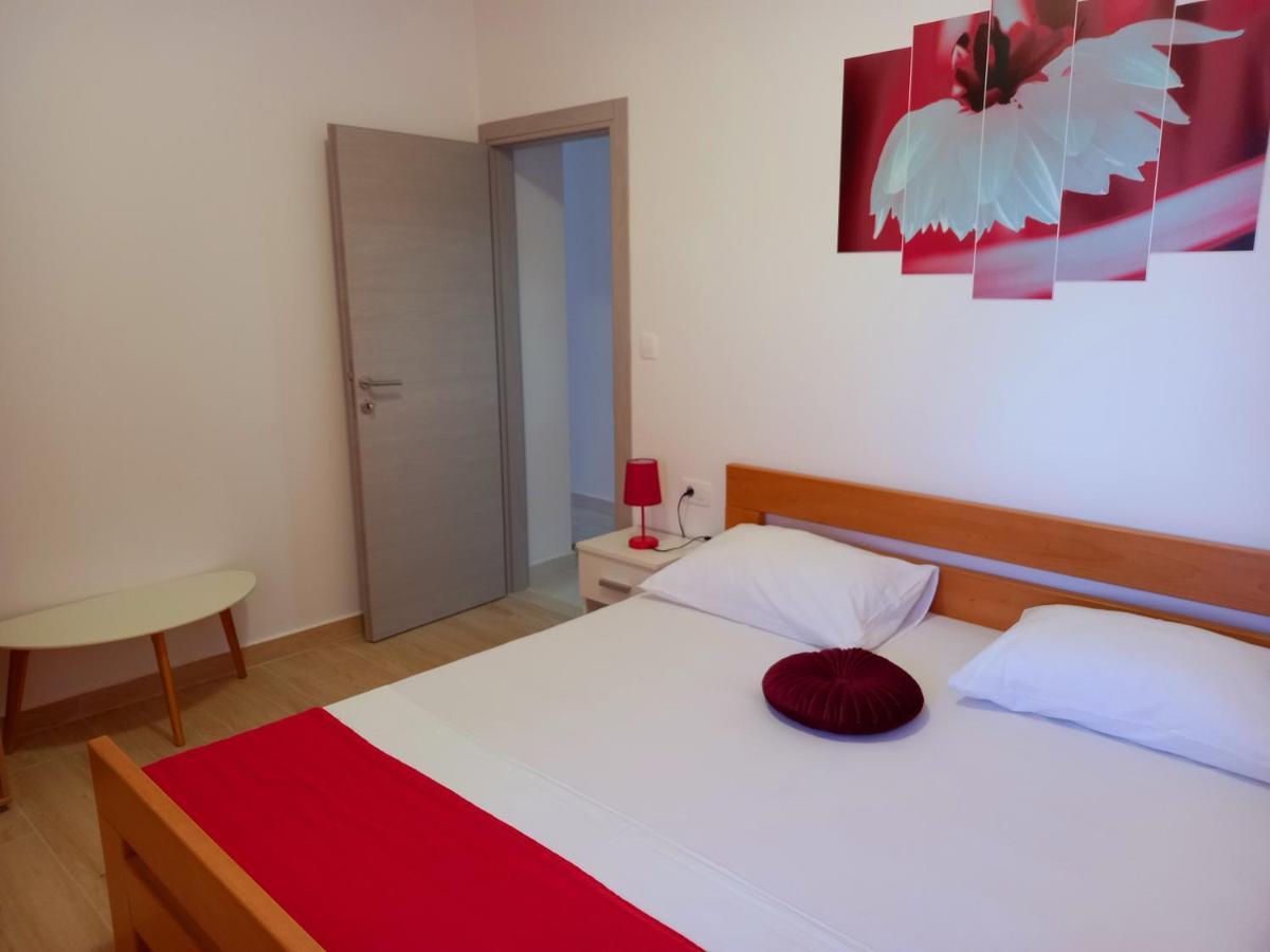 Apartman La Marija Prizba Exteriér fotografie